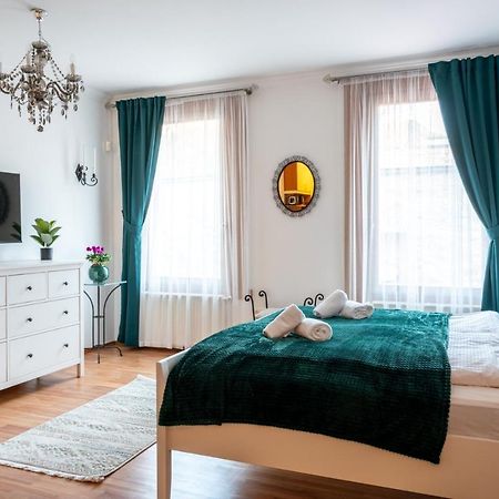 Romantic Studio Secret Garden Budapest Kültér fotó