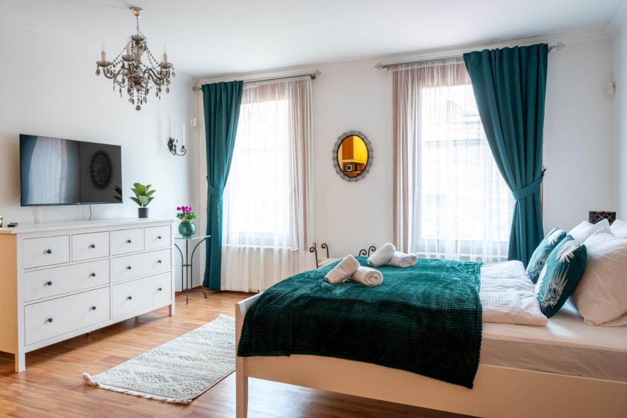 Romantic Studio Secret Garden Budapest Kültér fotó