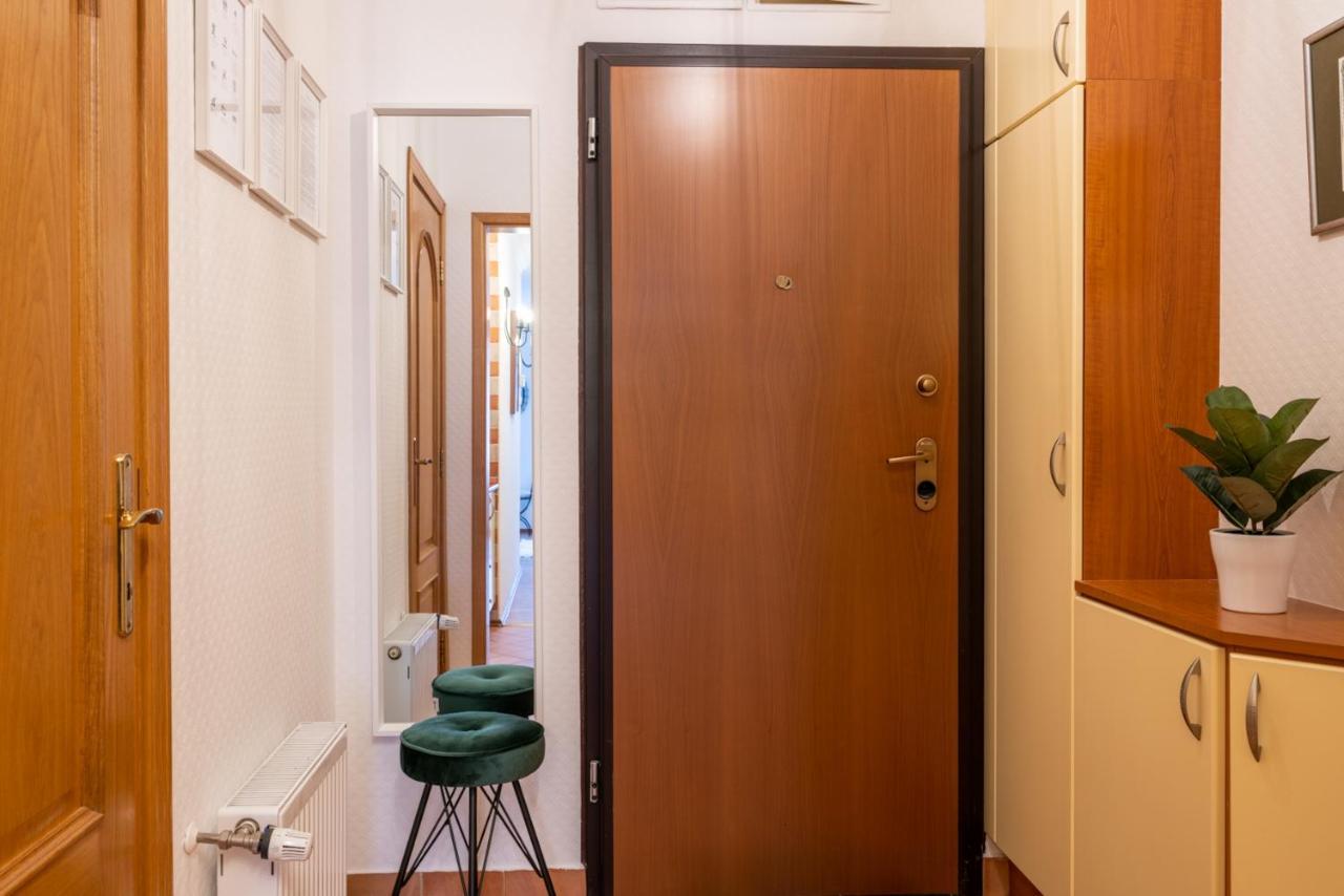 Romantic Studio Secret Garden Budapest Kültér fotó